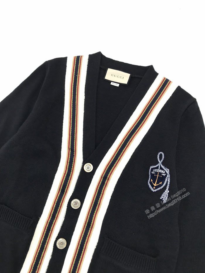 Gucci男裝 古奇2020最新爆款飾錨鉤勳章羊毛開衫外套  ydi3542